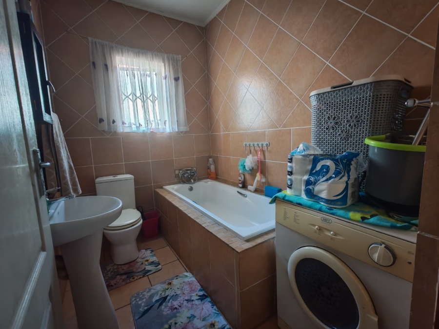 3 Bedroom Property for Sale in Waterval East North West